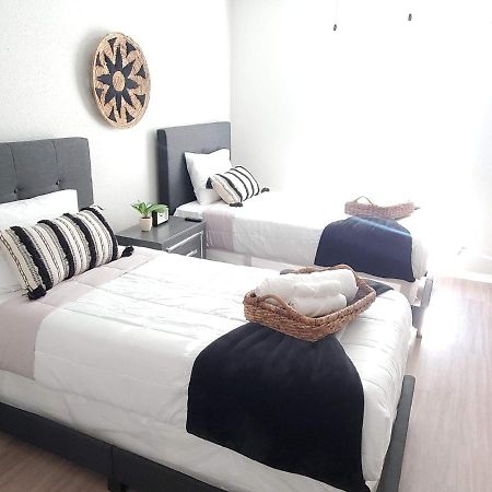 Fashionable Stylish Apartment Houston Ngoại thất bức ảnh