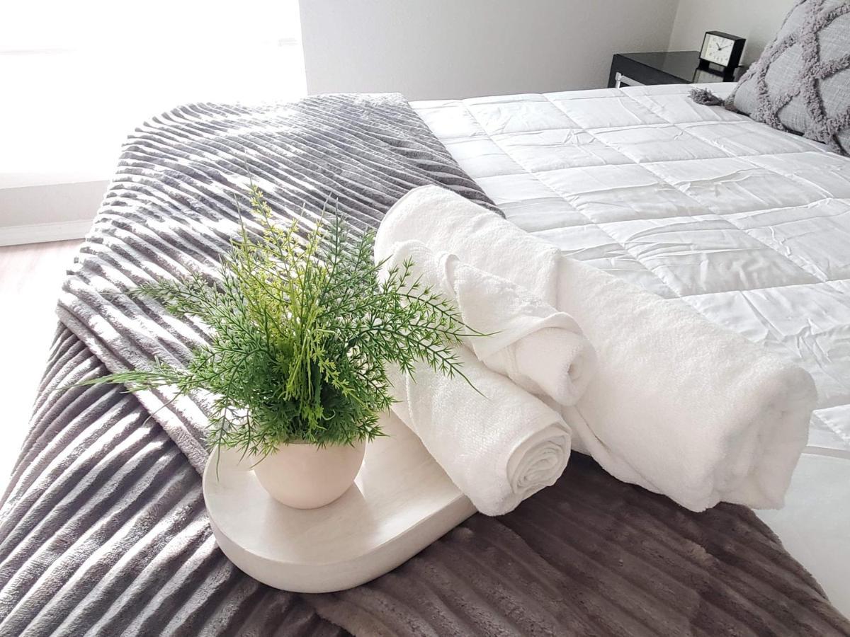 Fashionable Stylish Apartment Houston Ngoại thất bức ảnh